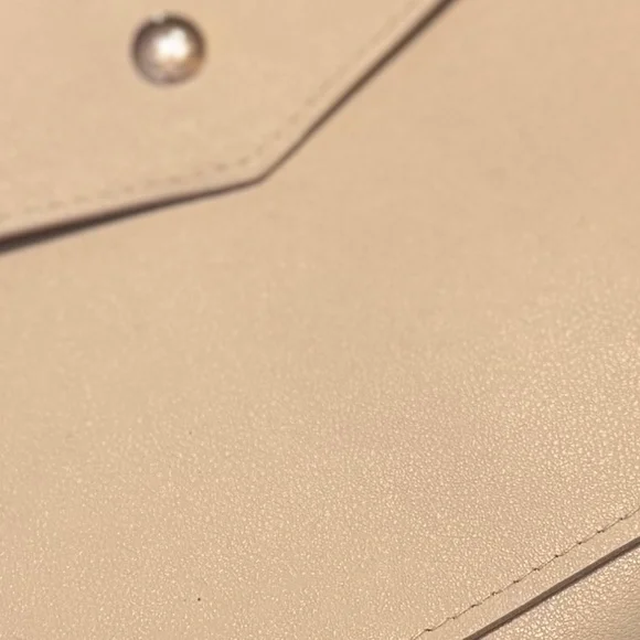 Glass Ladder & Co. - Picture 4 of 6